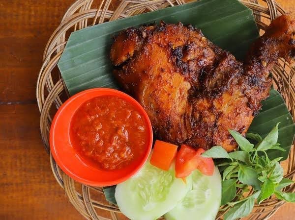 Ayam Bakar (Lalapan)